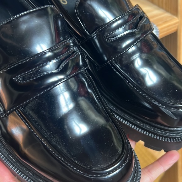 ALDO loafers. - Picture 3 of 6